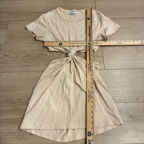 LNA Clothing Women’s Devan Cotton Twisted Cutout Tshirt Dress Beige Size S - Picture 4 of 6